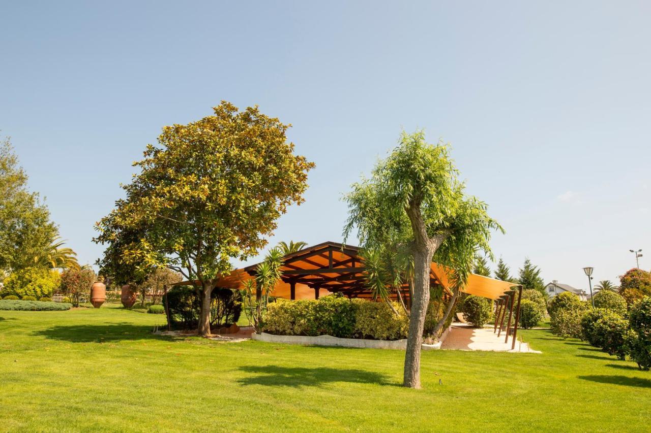 Makkan Club Oleiros Buitenkant foto